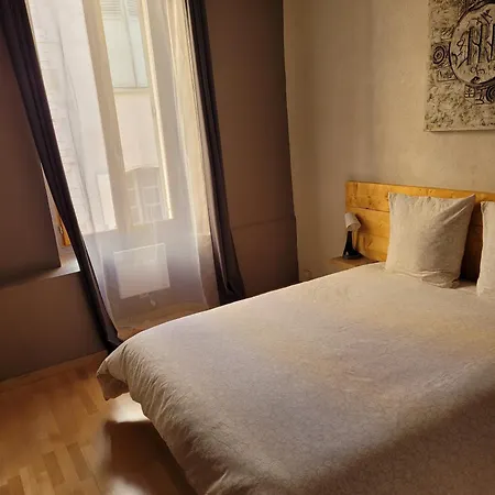 Appartement Souvenirs d'hier à Hyères Extérieur photo