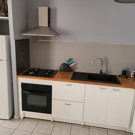 Appartement Souvenirs d'hier à Hyères Extérieur photo